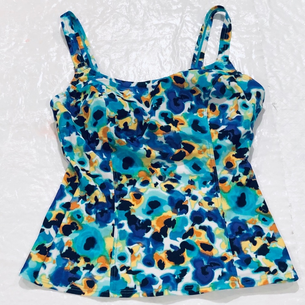 BE CREATIVE**Tankini Top w/ Control**US 8F $148